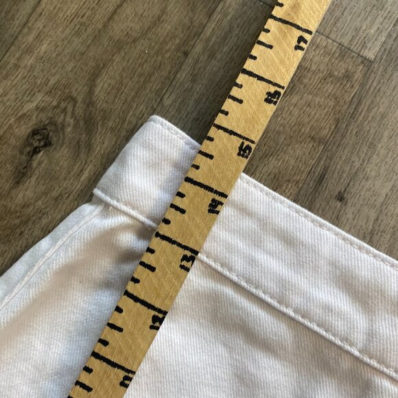 Lioness White Mini Skirt - Picture 7 of 7